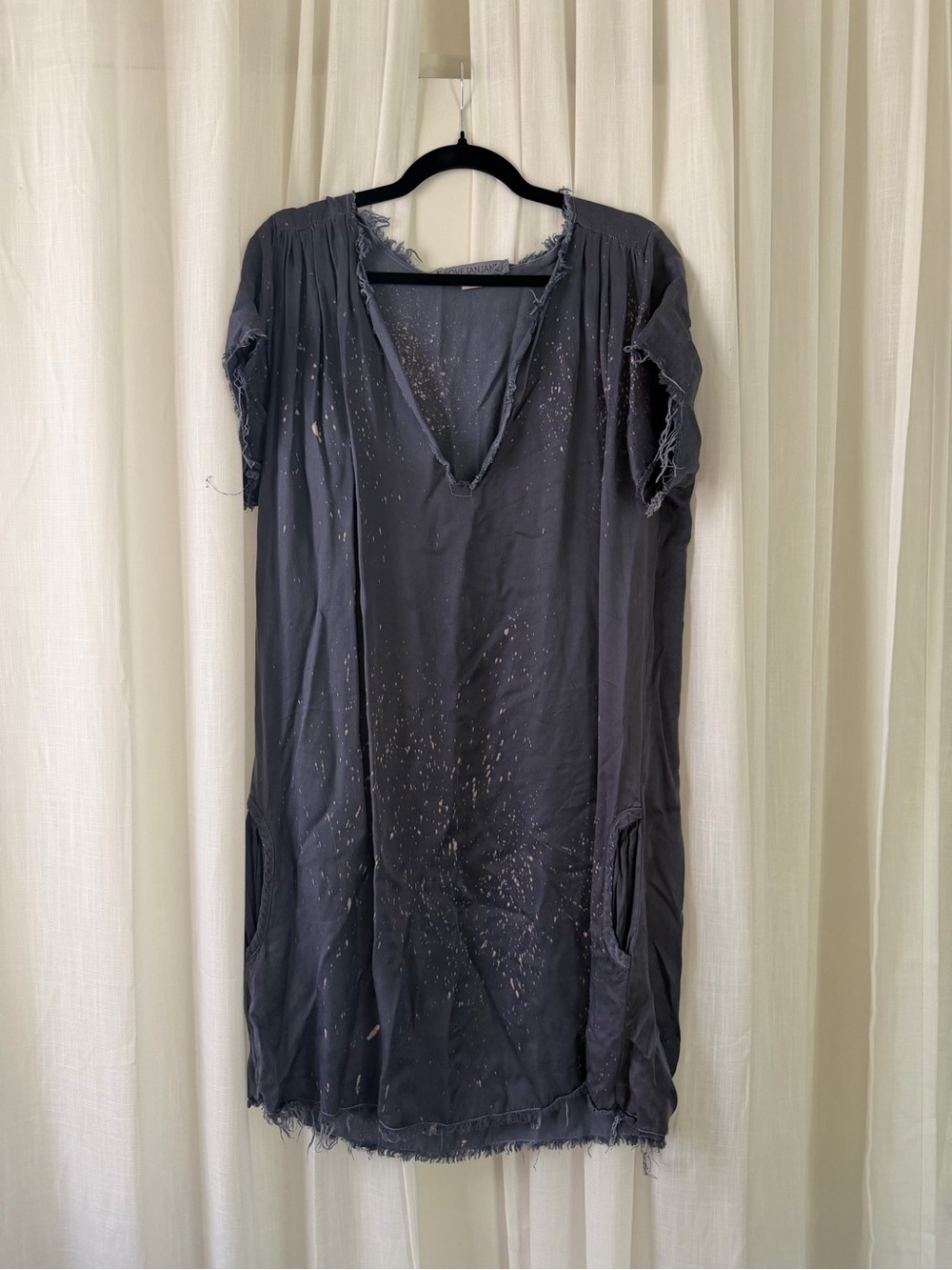 Love Tanjane (Anthropologie) Raw Edge Shift Dress Charcoal S